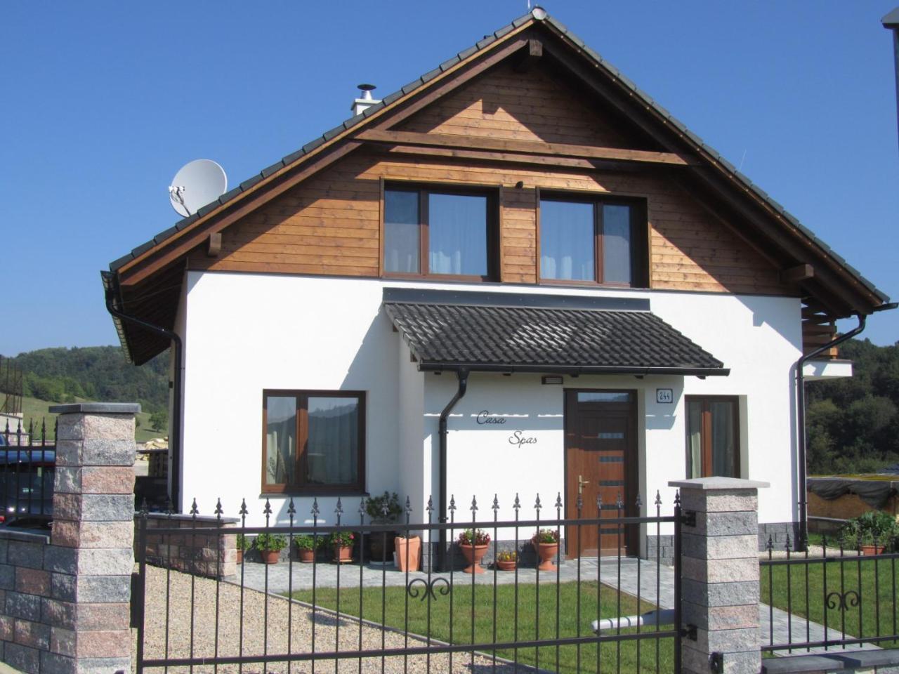 Casa Spas Banská Bystrica Exteriér fotografie